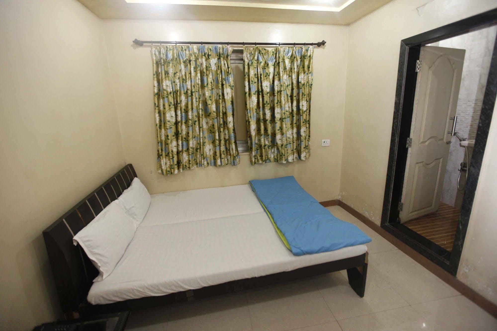 Al Madina Palace 2* Mumbai