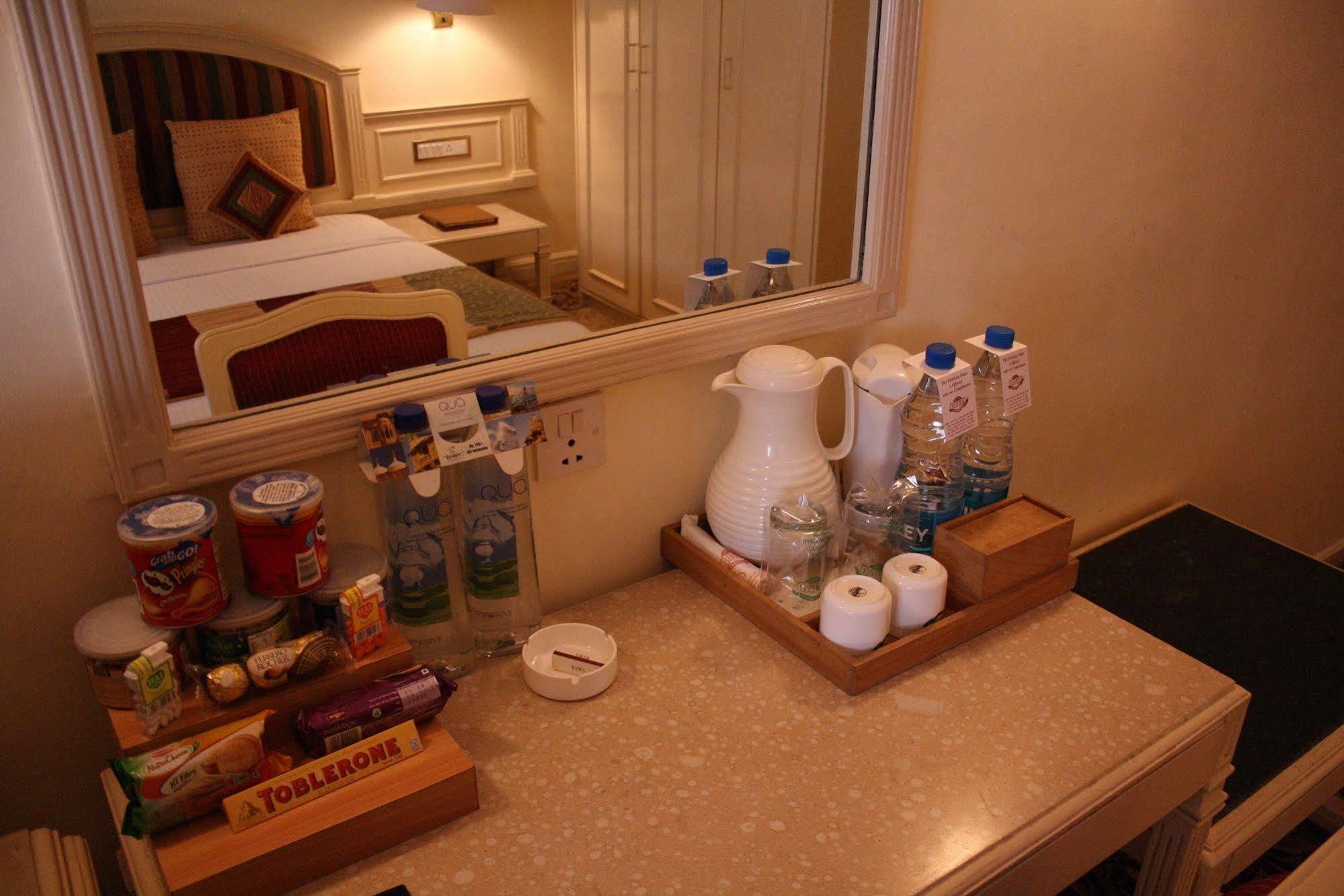 Bawa International 3* Mumbai