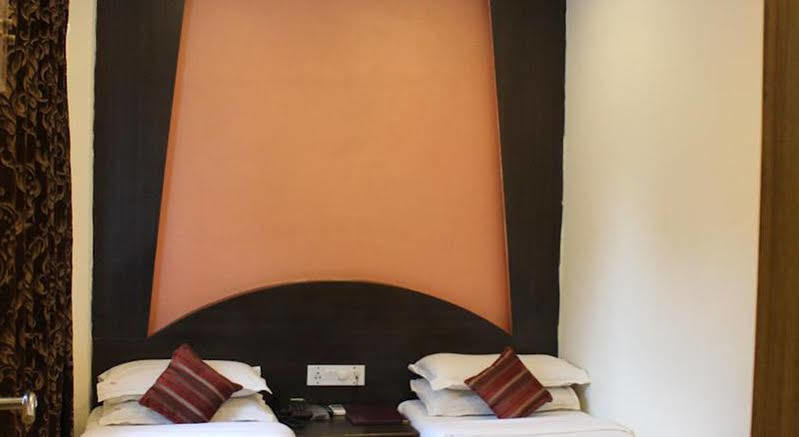 Fortune Hotel