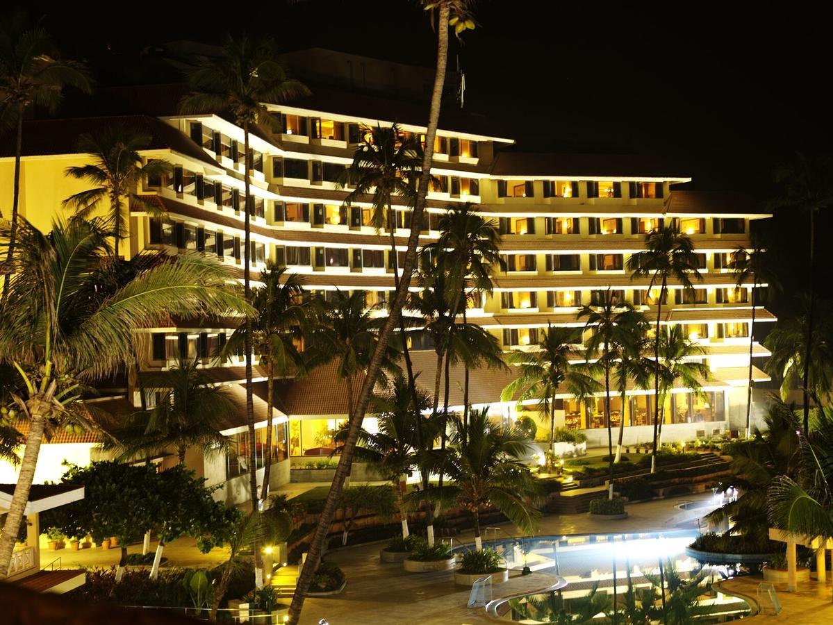 Hotel The Retreat & Convention Centre
