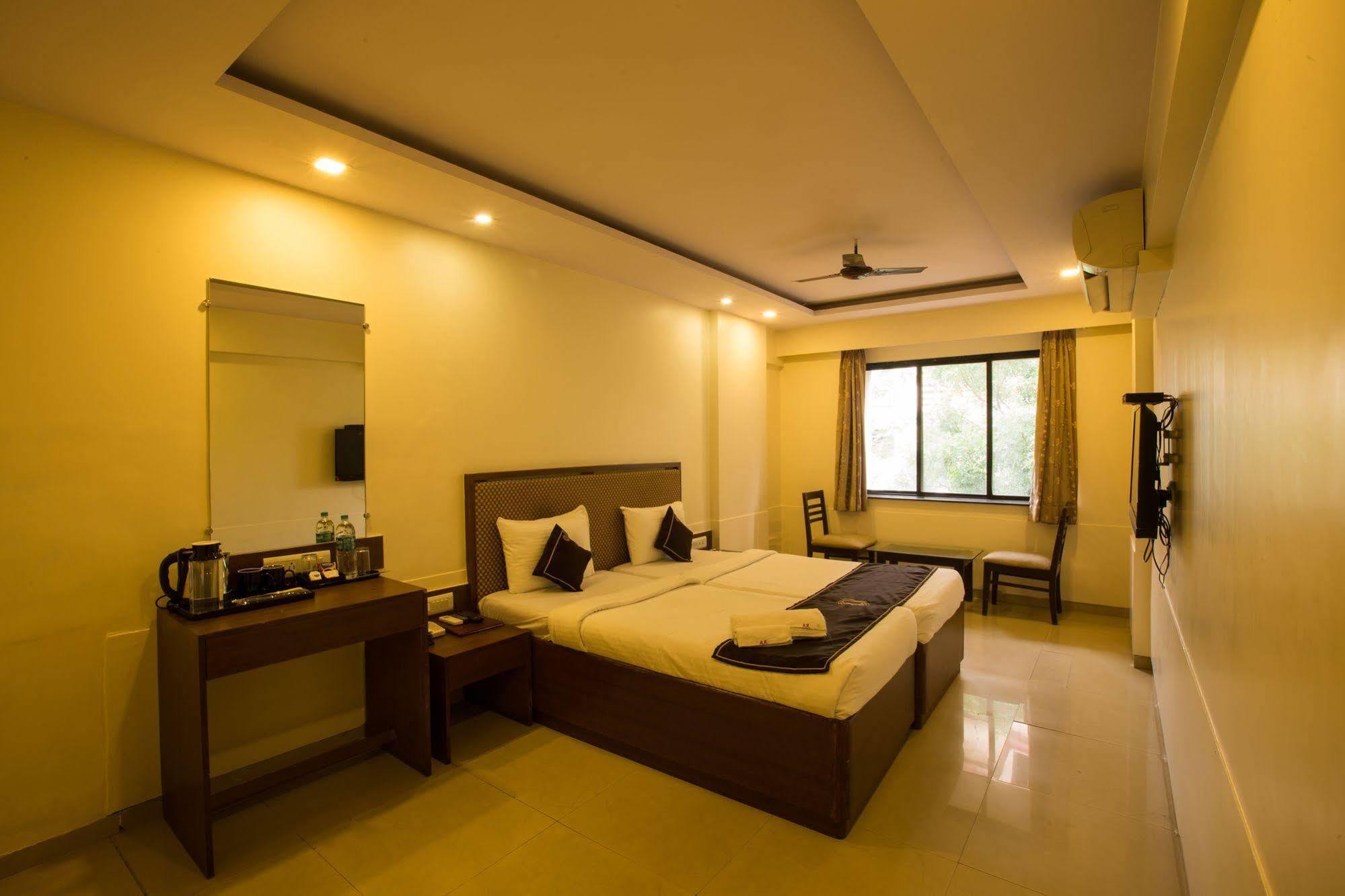 Hotel Ace Residency 2*