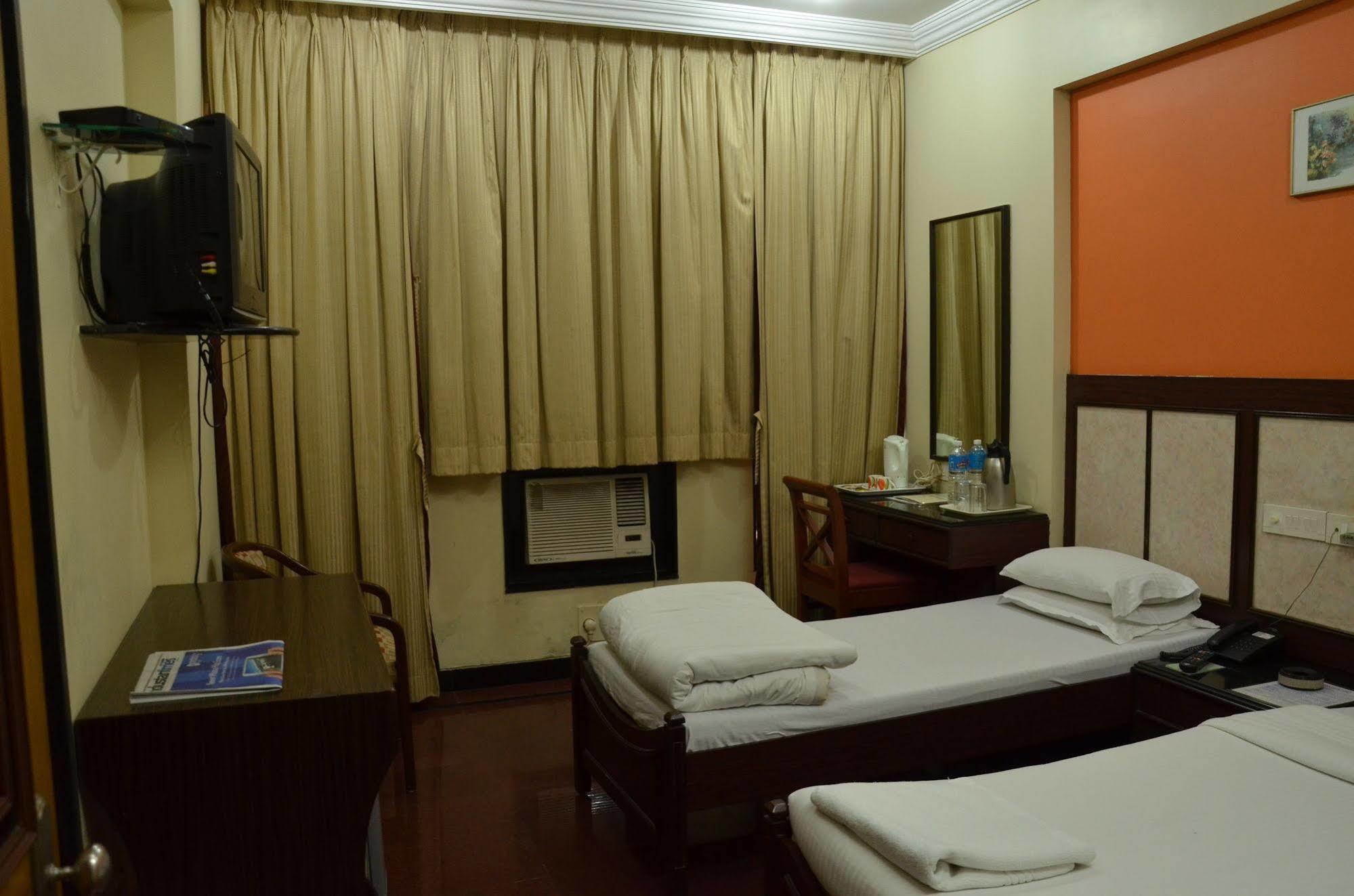 Park View, Hotel 3*