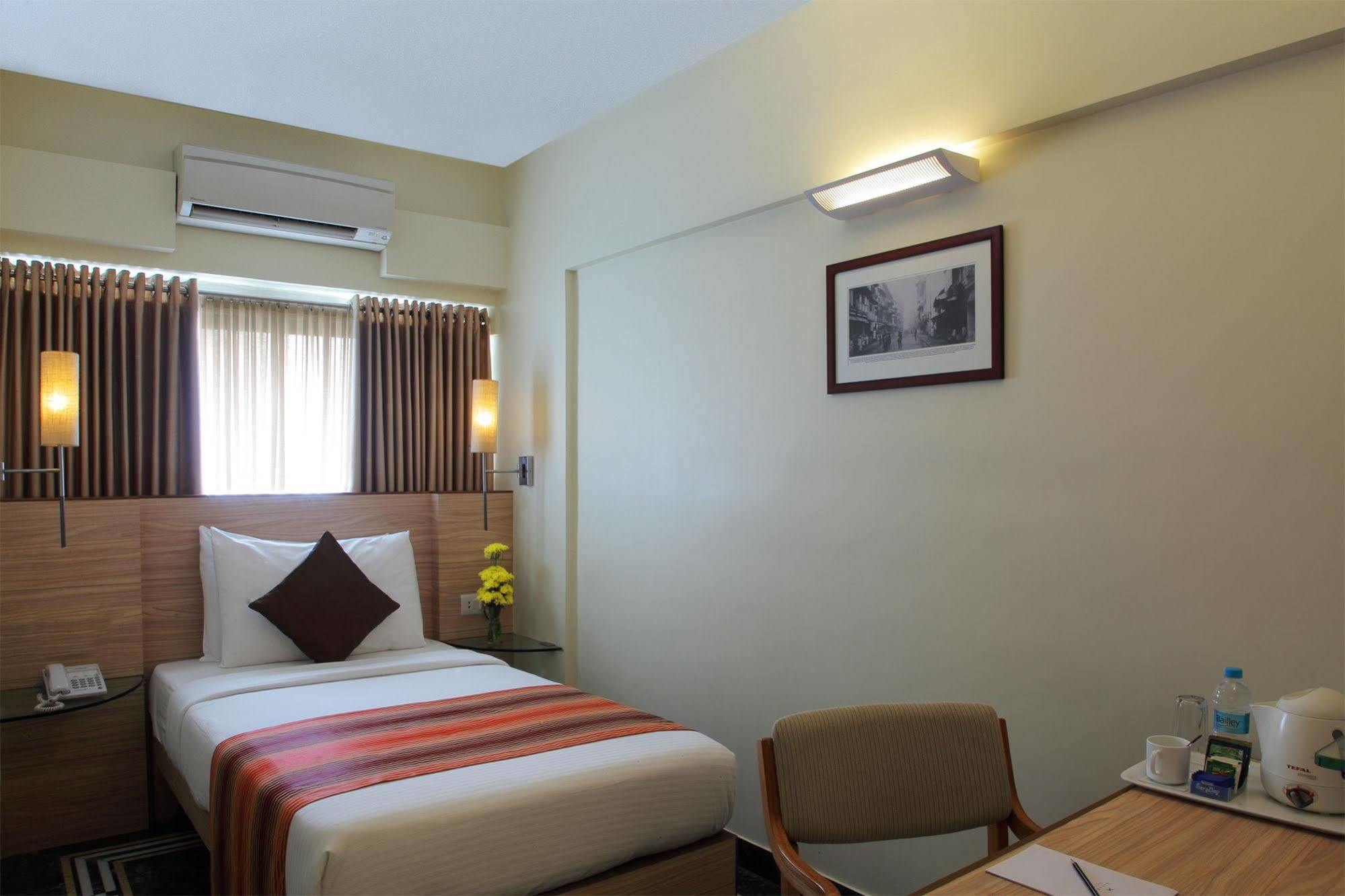 Hotel Hiltop Mumbai