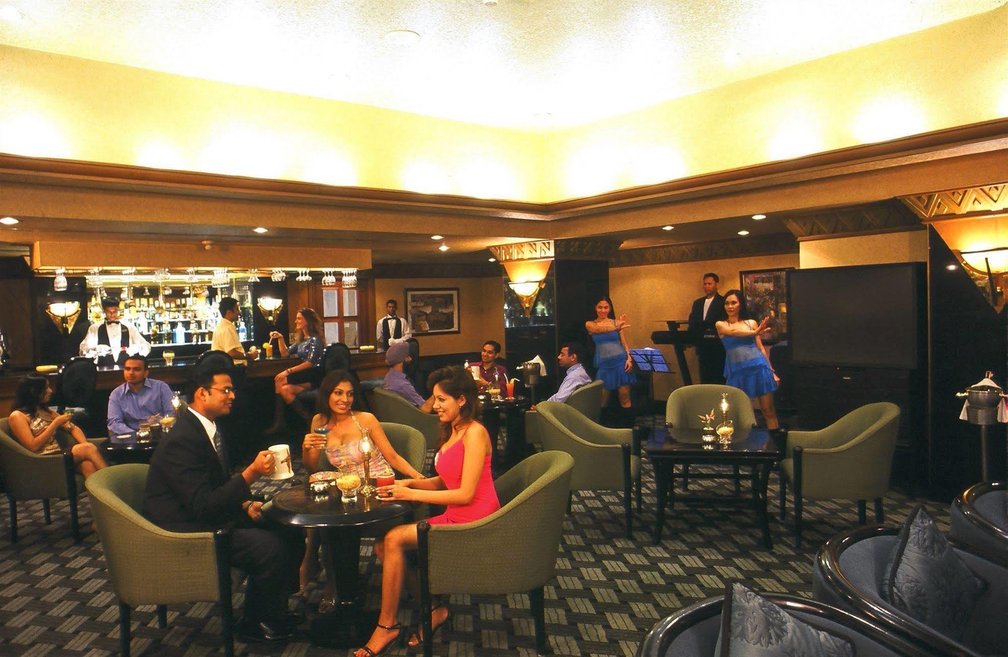 Hotel The Orchid Parle 5*