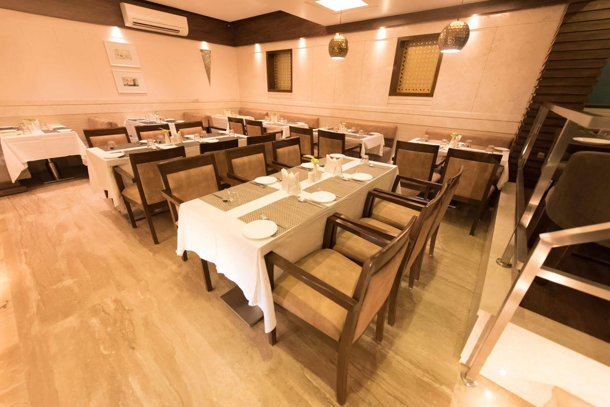 Le Grande - International Airport 3* Mumbai