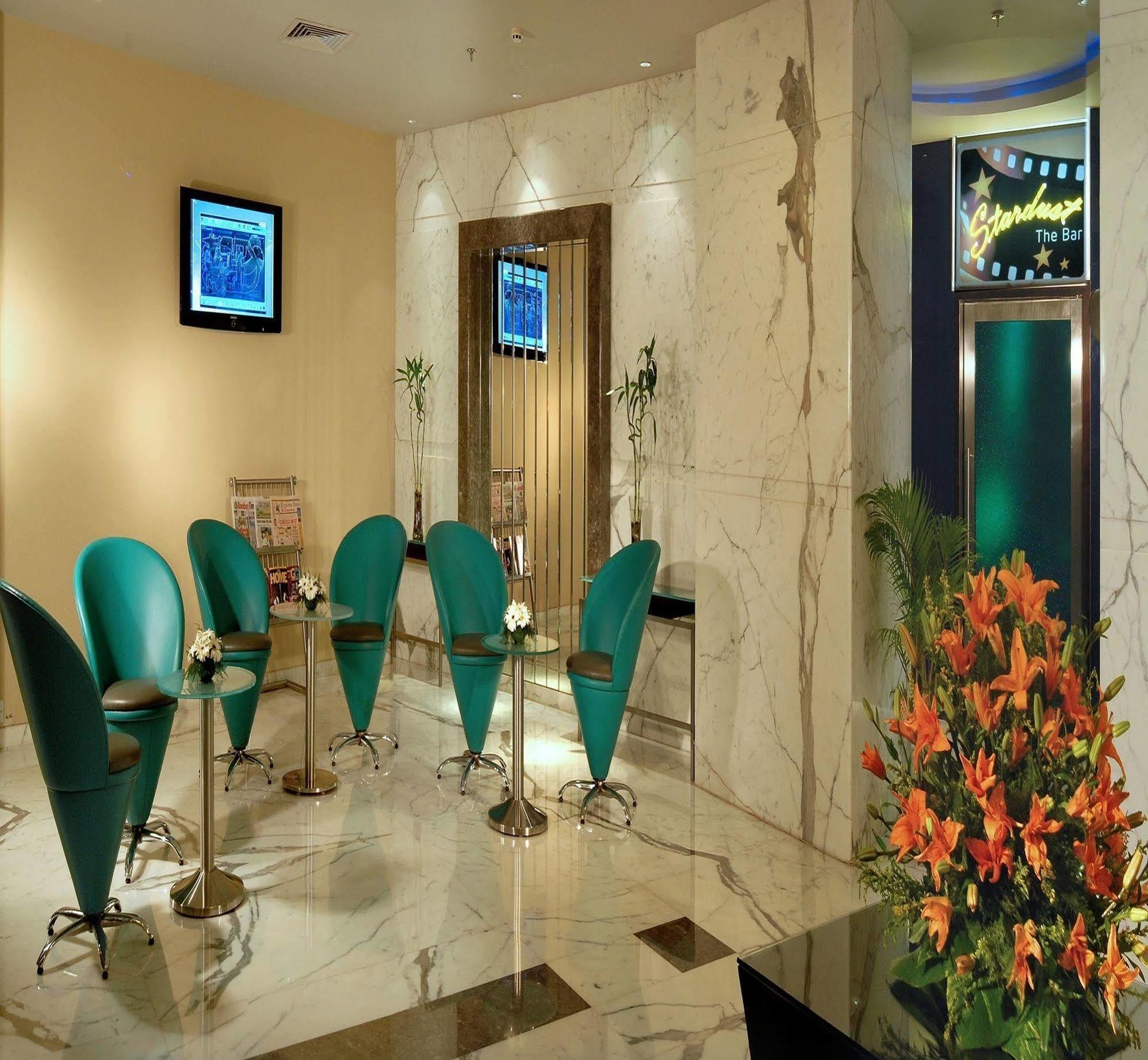 Lemon Tree Premier, Malad,