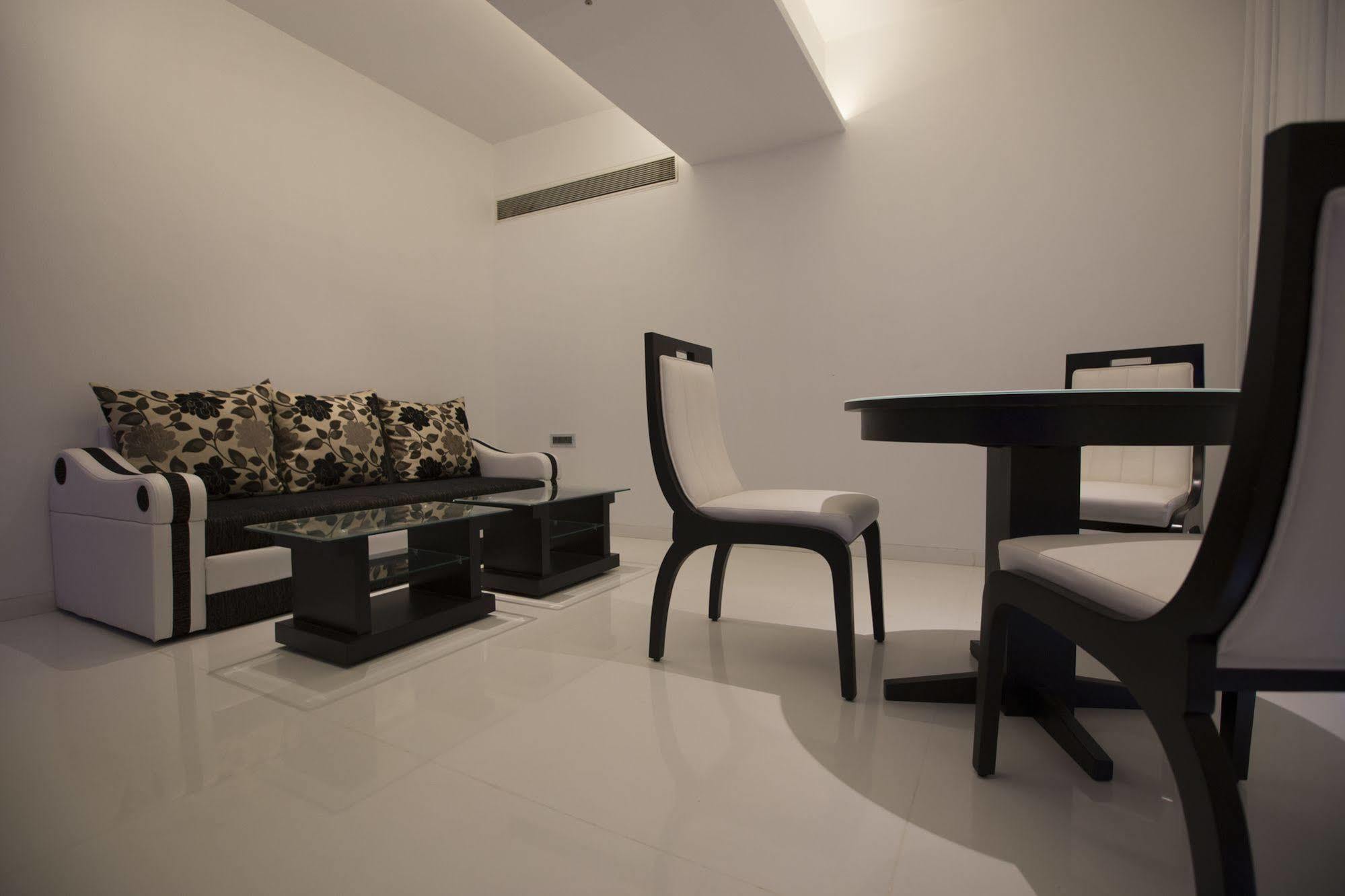 Resort The E At Eskay Resorts 5*