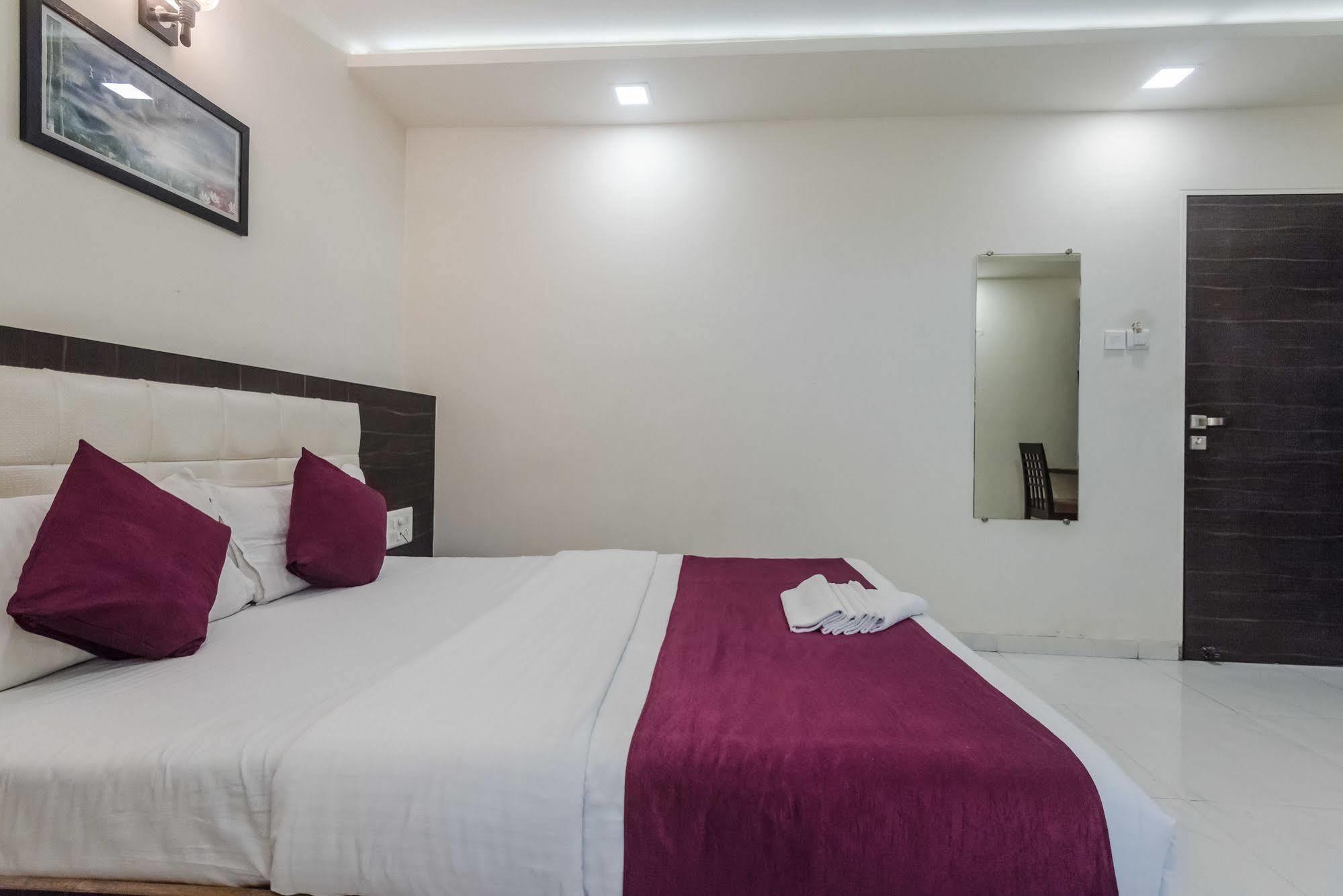 Hotel Alfa Grand 3* Bombaim