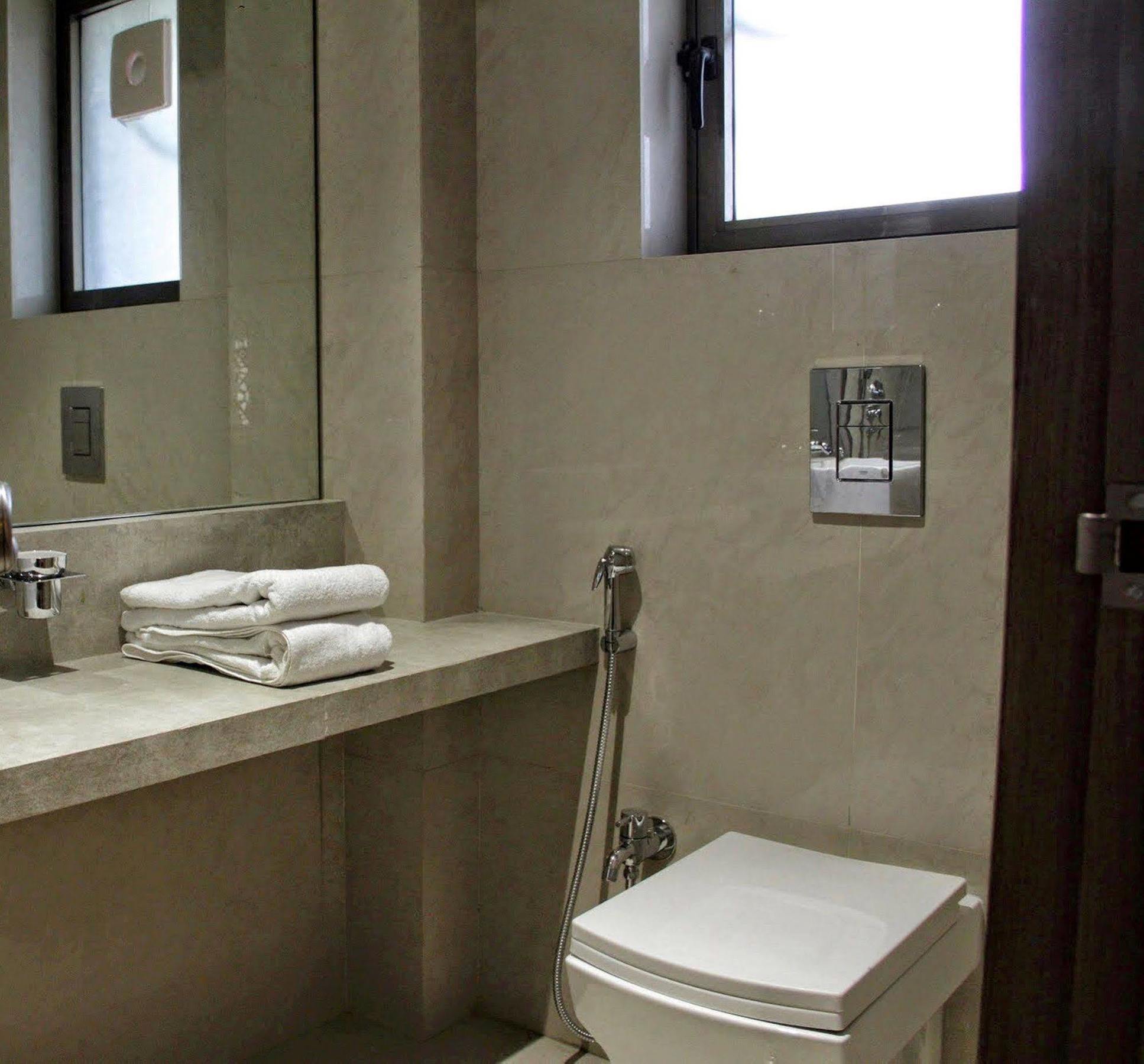 Hotel Fabhotel Marol Saki Naka Mumbai