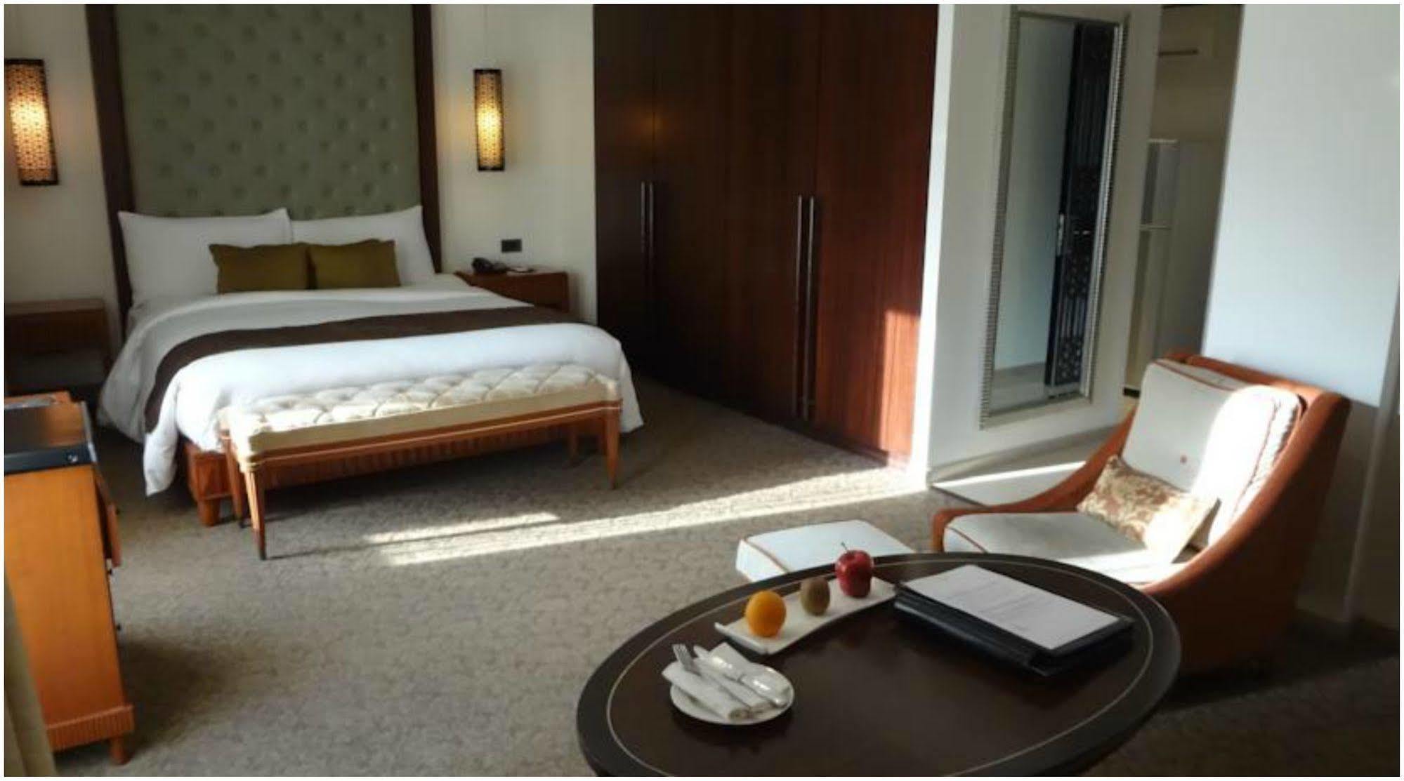 Z Luxury Residences 5* Mumbai