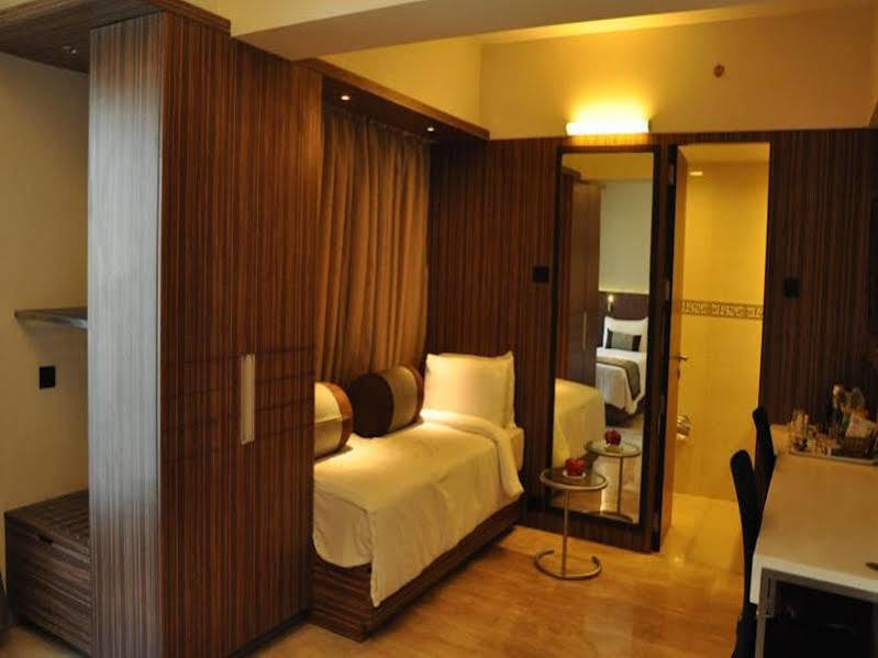 Residency Sarovar Portico