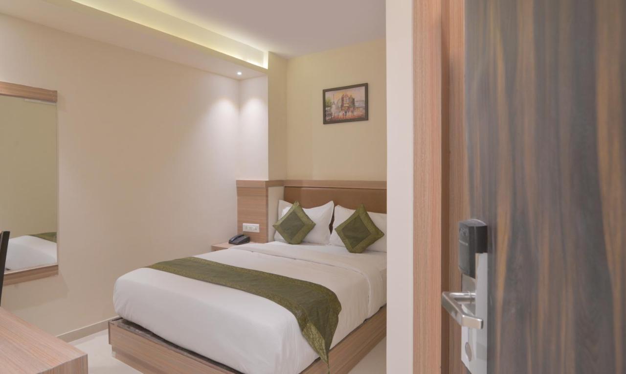 West Blue Hotel Bombaim