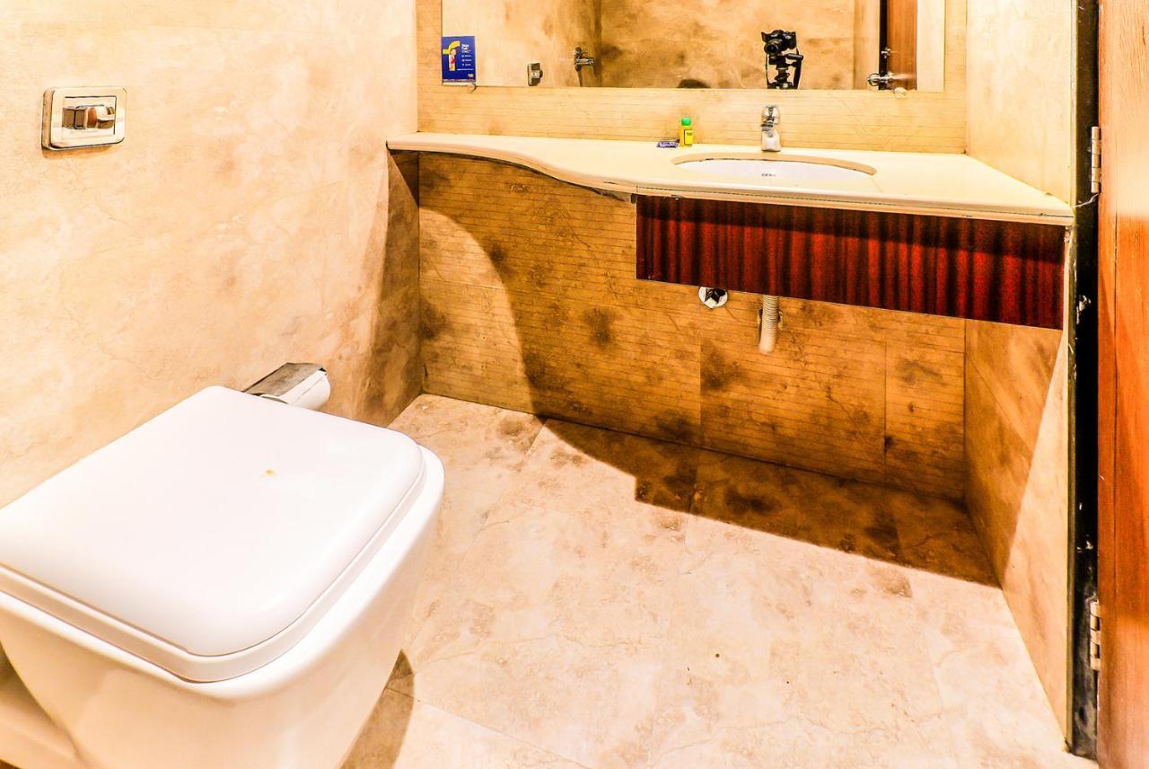 Hotel Fabexpress Adlon Andheri East Mumbai