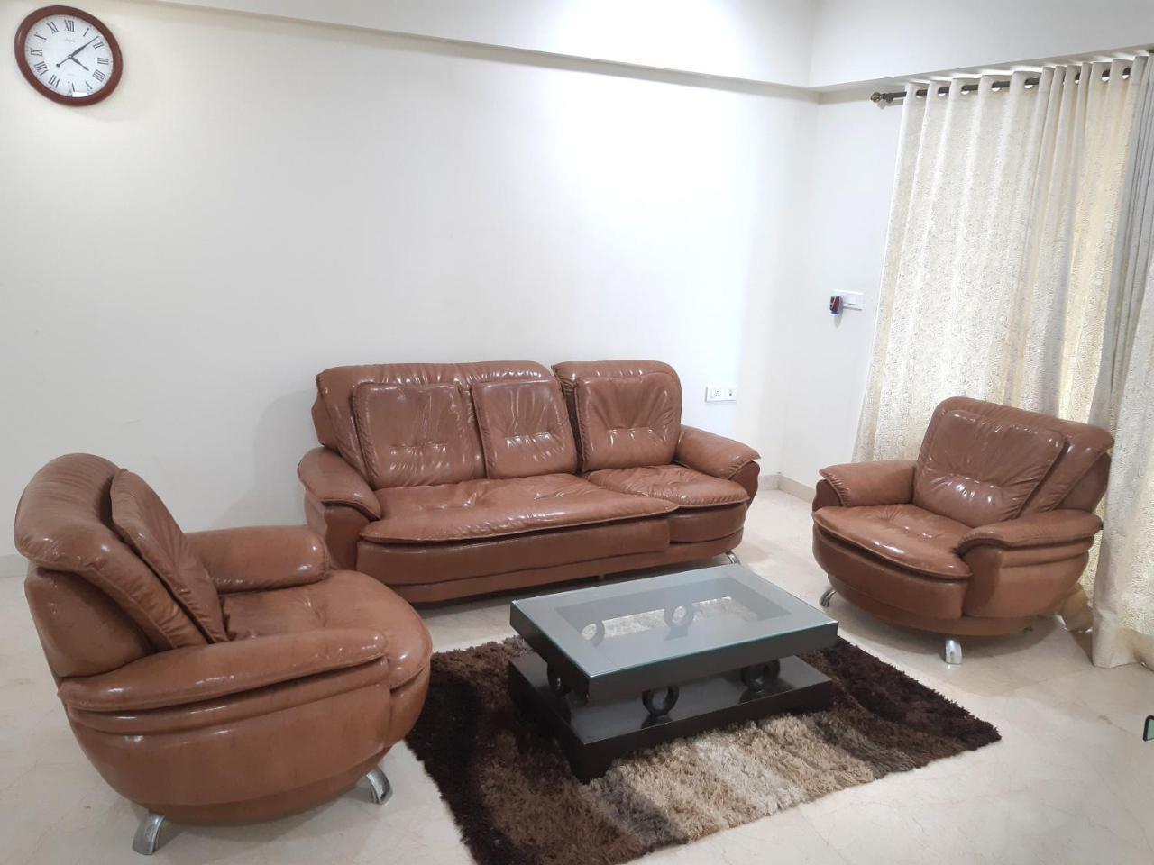 Arista Service Bandra Kalanagar