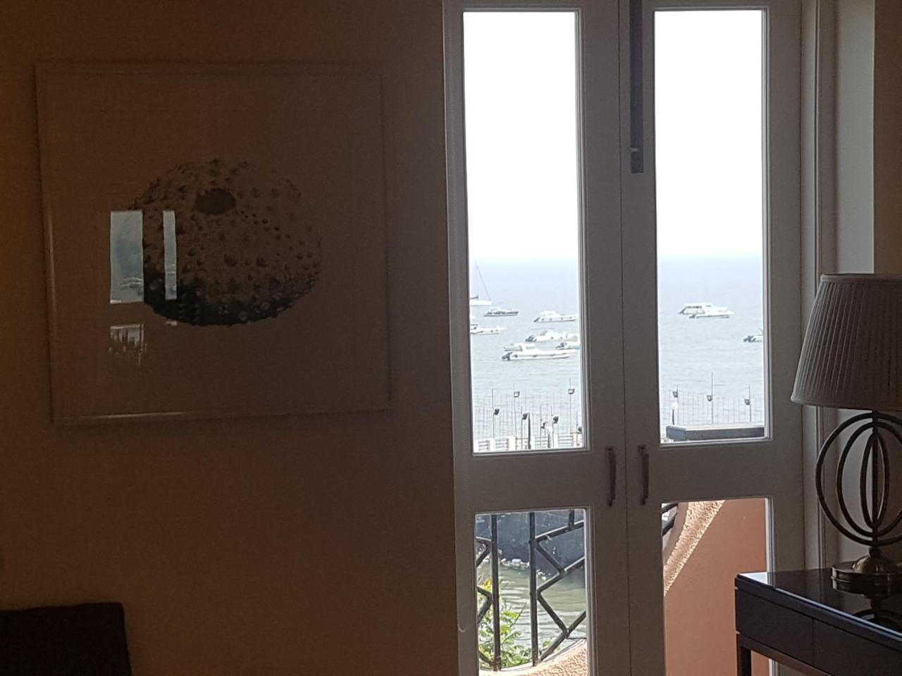 Harbour View Colaba 3*