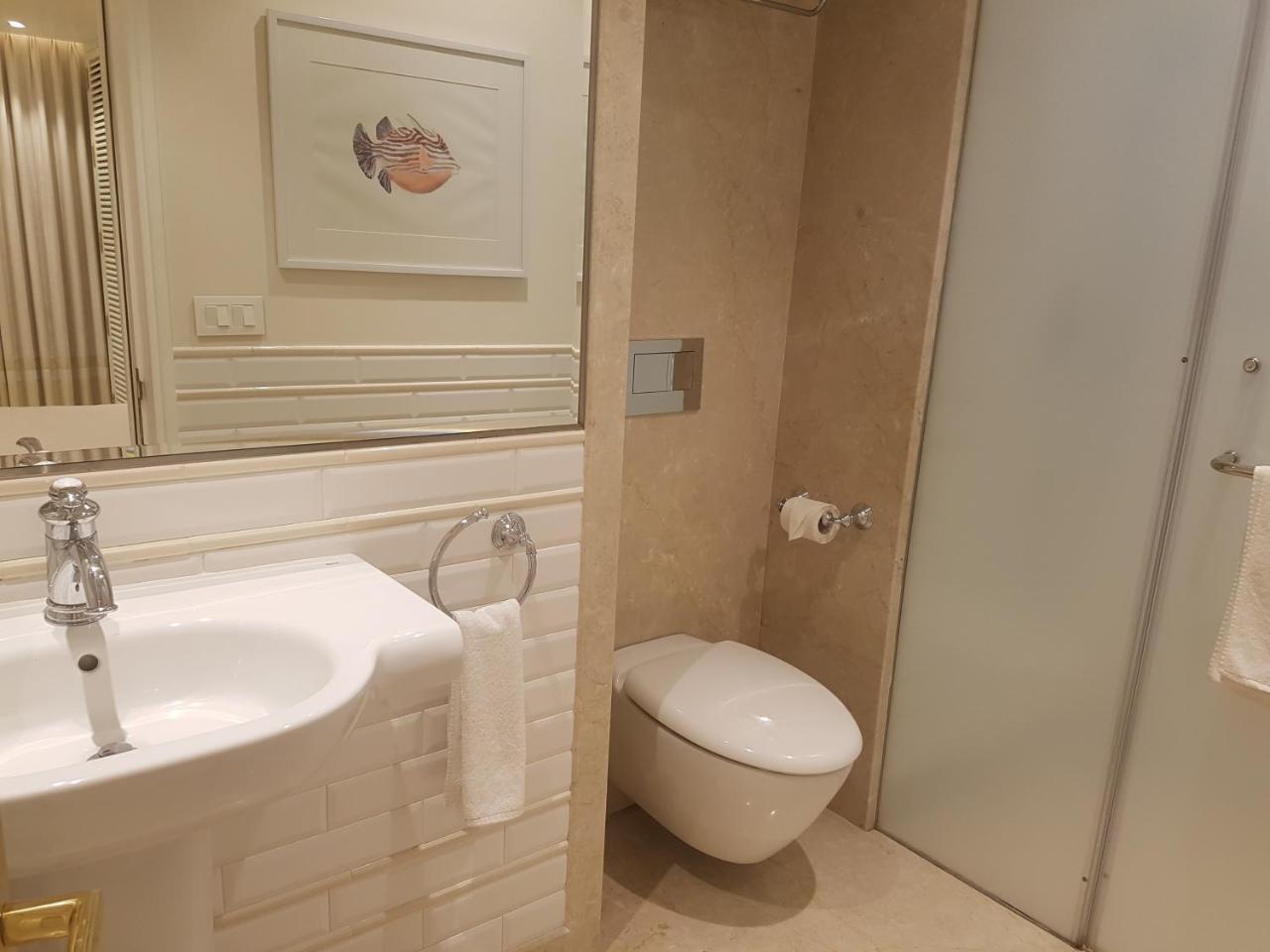 Harbour View Colaba Hotel Mumbai