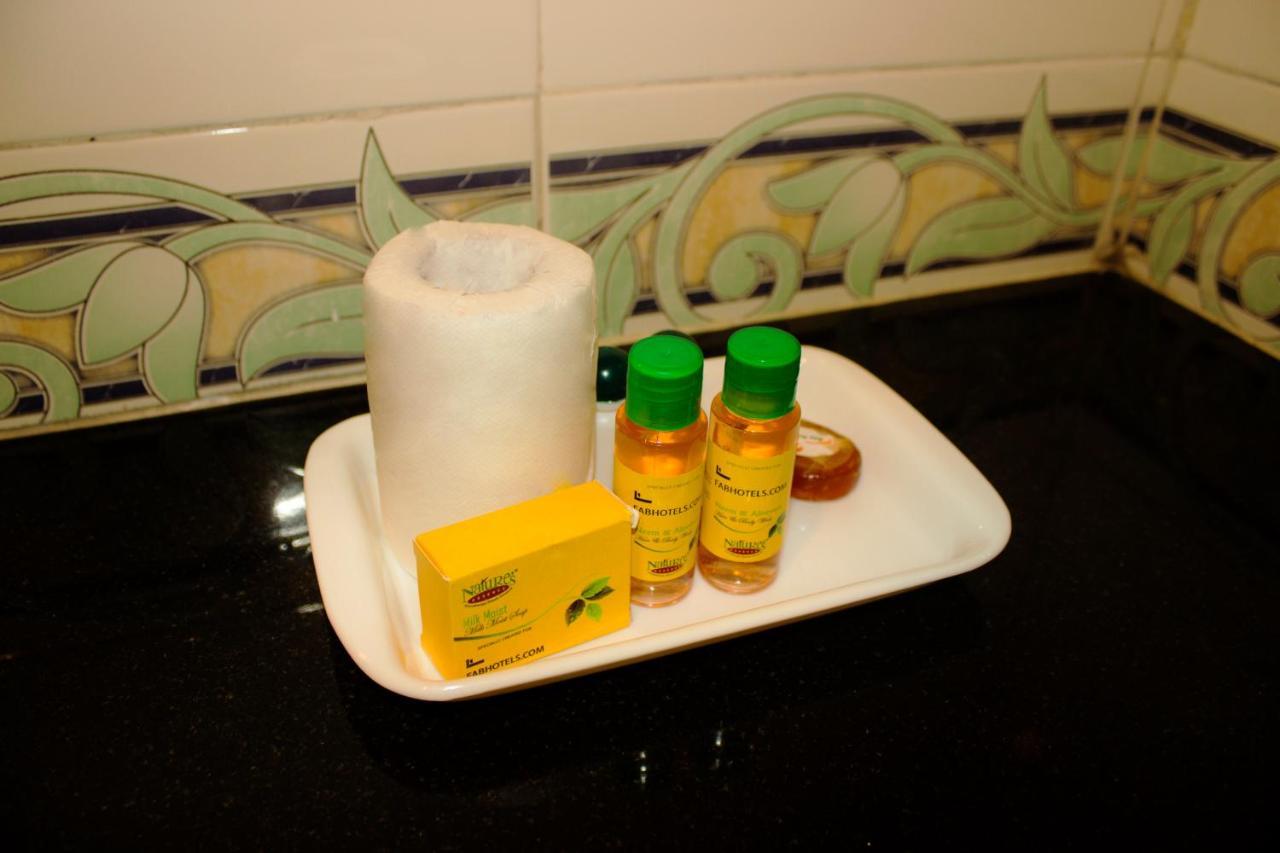 Fabhotel Rk International - Nr International Airport Hotel 3*
