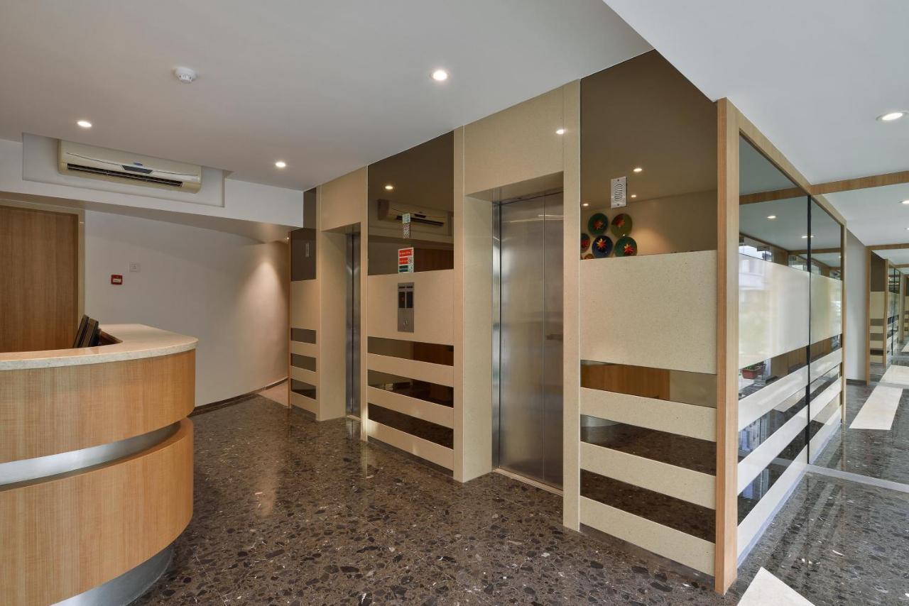 Leafio-near Airport Hotel 3*