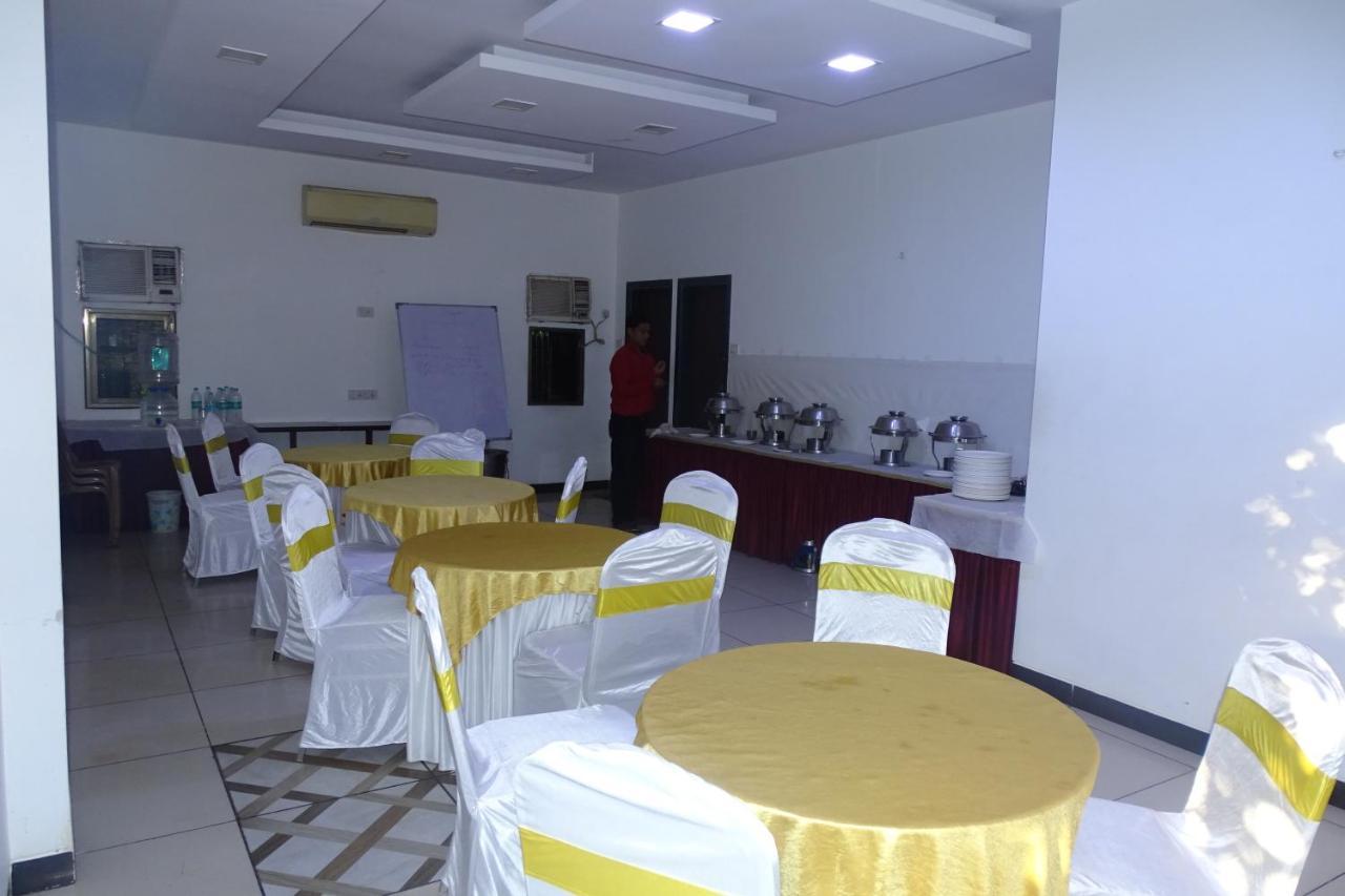 Sunshine Backpackers, Airport Hostel Mumbai