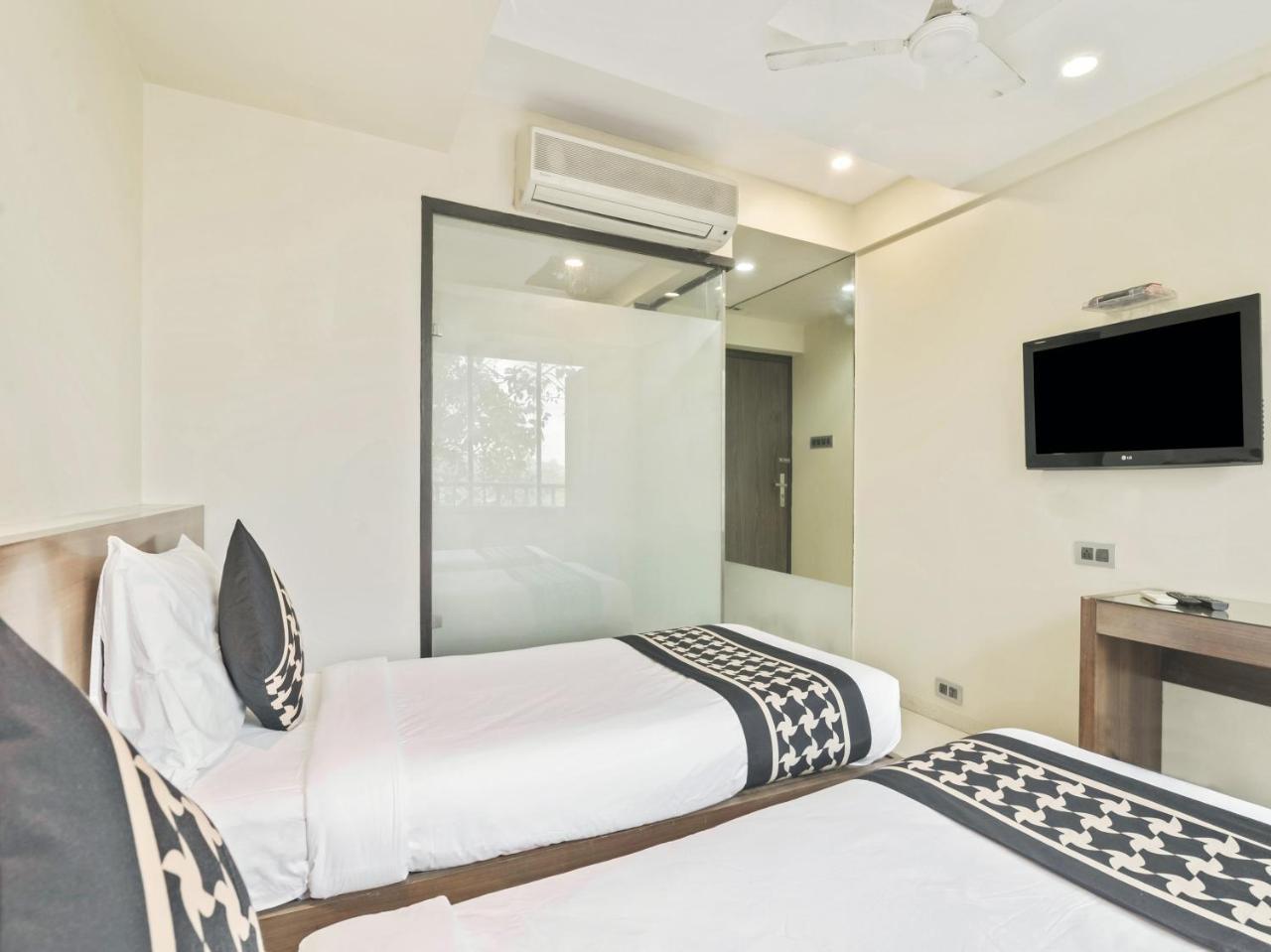 Collection O 30017 Sher-e-punjab Imperial Hotel Mumbai