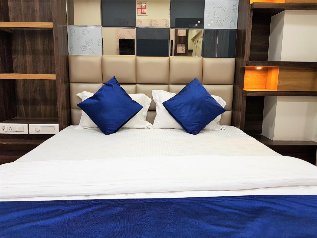 Guest house Dreams Powai Mumbai