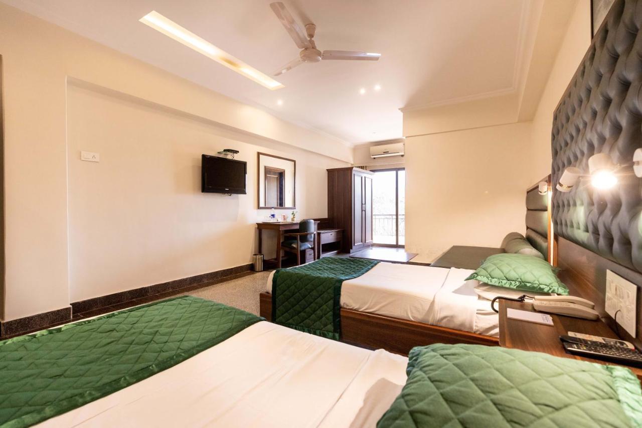 Hotel West End Opp Hospital 4*