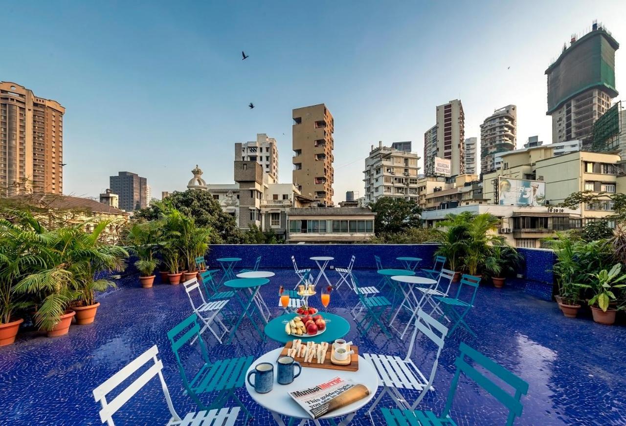 Kemps Corner Hotel 2*