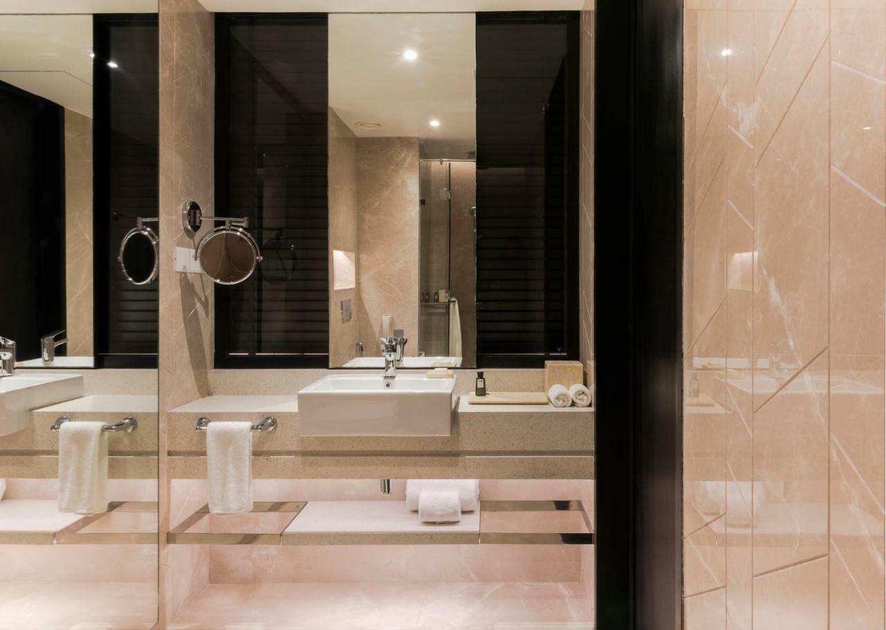 Hotel The Park Juhu Mumbai