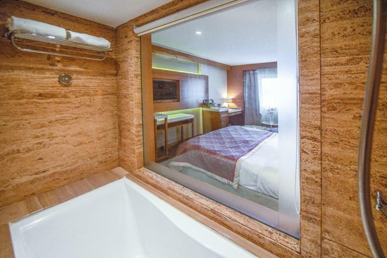 Bawa International 3* Mumbai