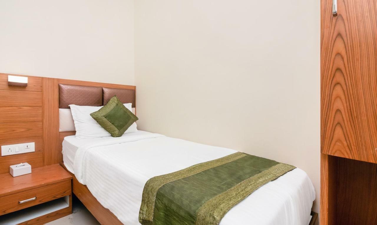 Volga Plaza 3*