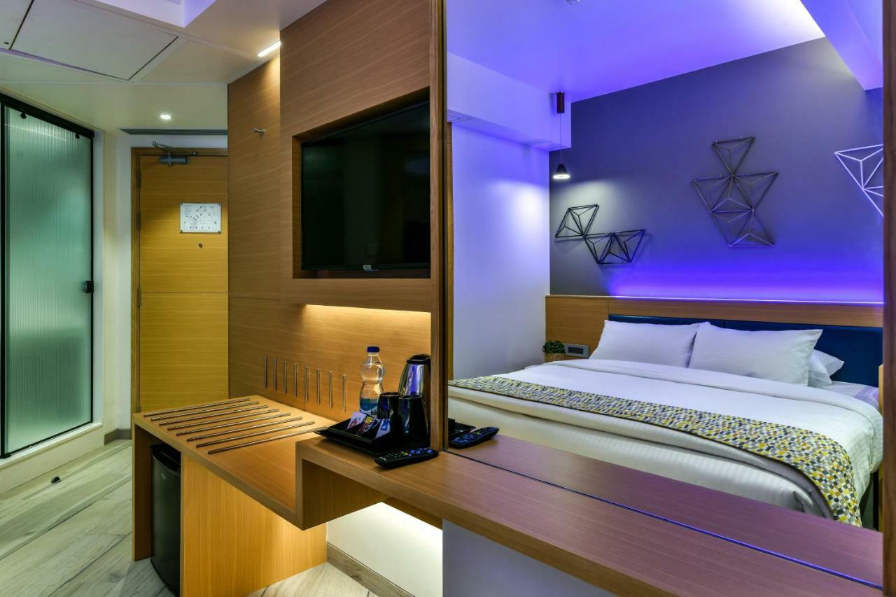 Indie Stays, Bkc