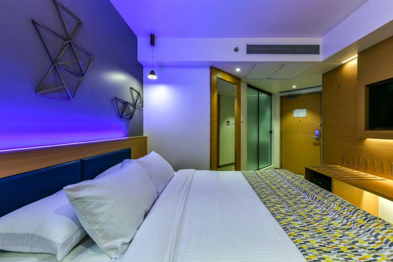 Indie Stays, Bkc