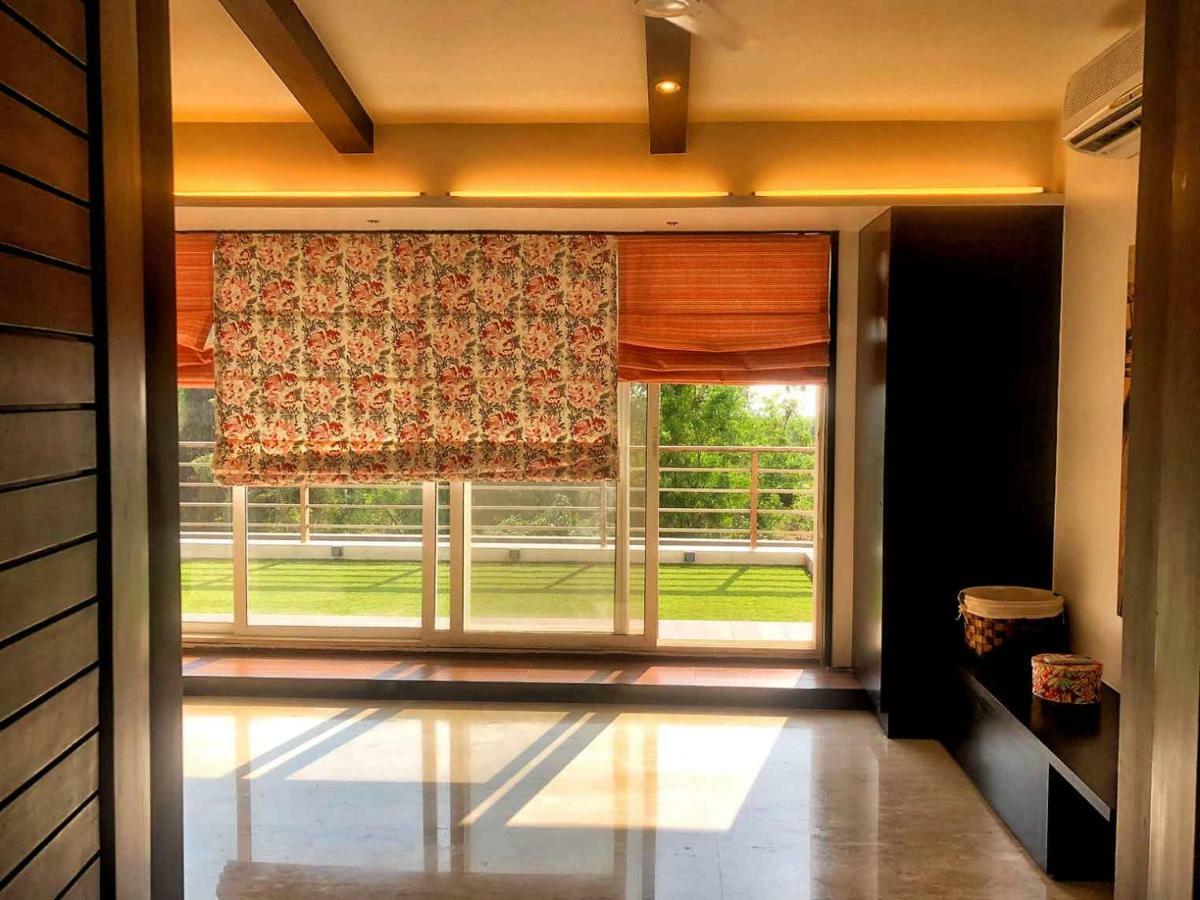Villa Gorai Beach • Private Pool • 3.5 Bed