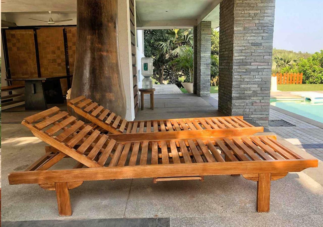 Gorai Beach • Private Pool • 3.5 Bed