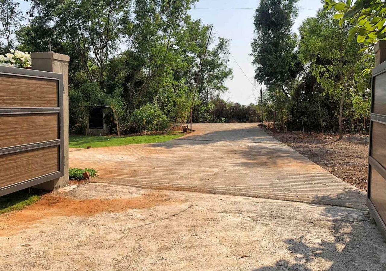 Villa Gorai Beach • Private Pool • 3.5 Bed Mumbai