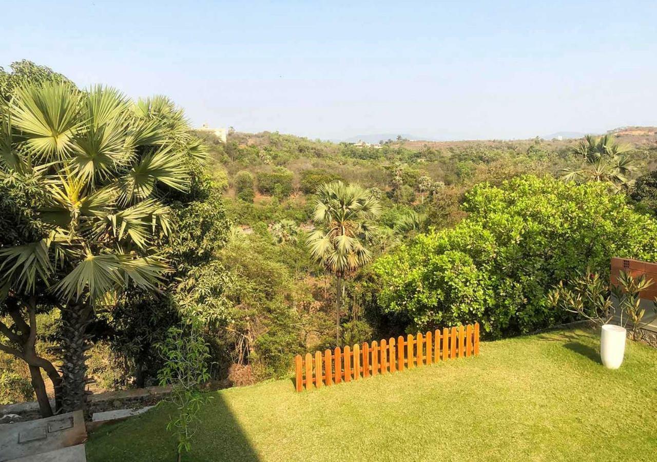Gorai Beach • Private Pool • 3.5 Bed Villa Mumbai