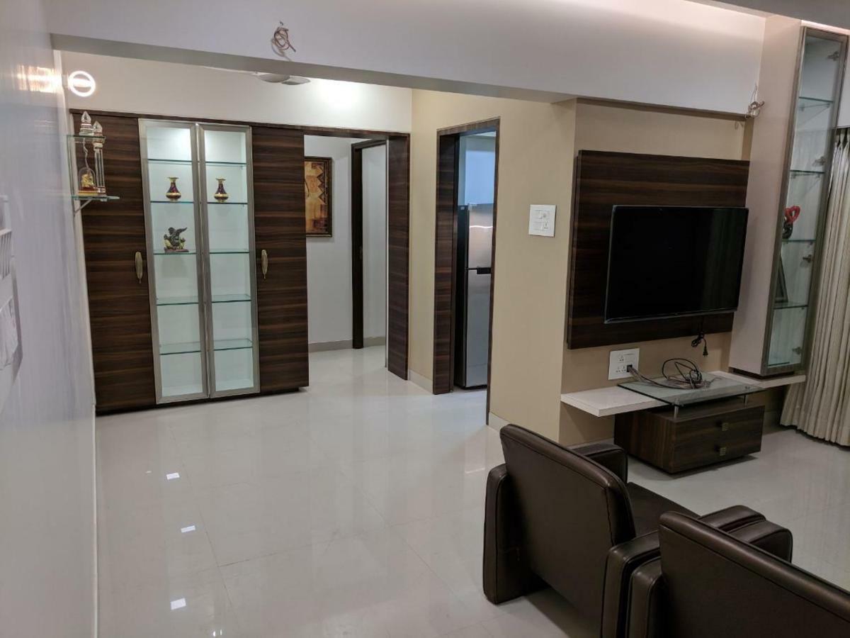 Apartamento Sixth Sense Hospitality Service In Bandra Bkc Bombaim