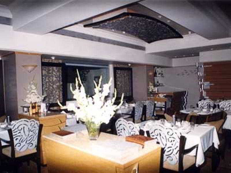 Hotel Bloom - Juhu