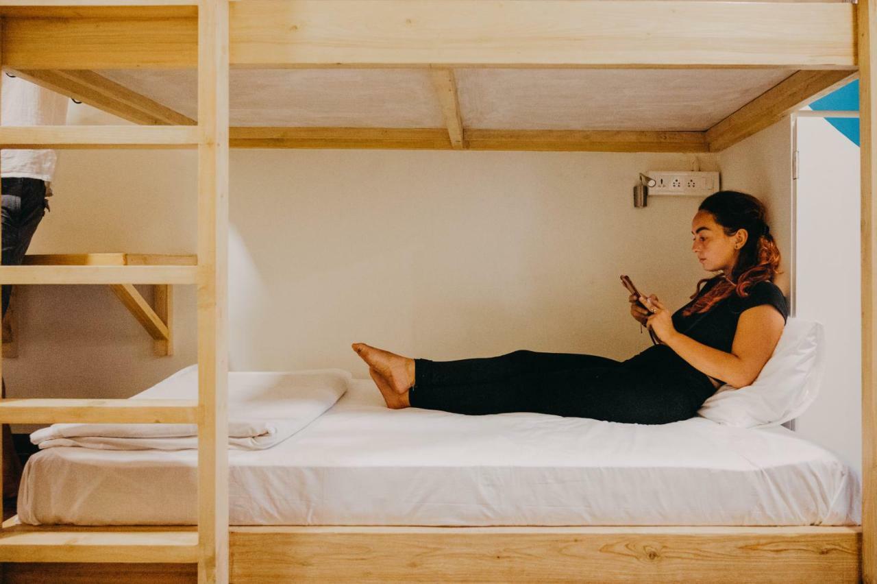 Hostel Horn Ok Please Mumbai