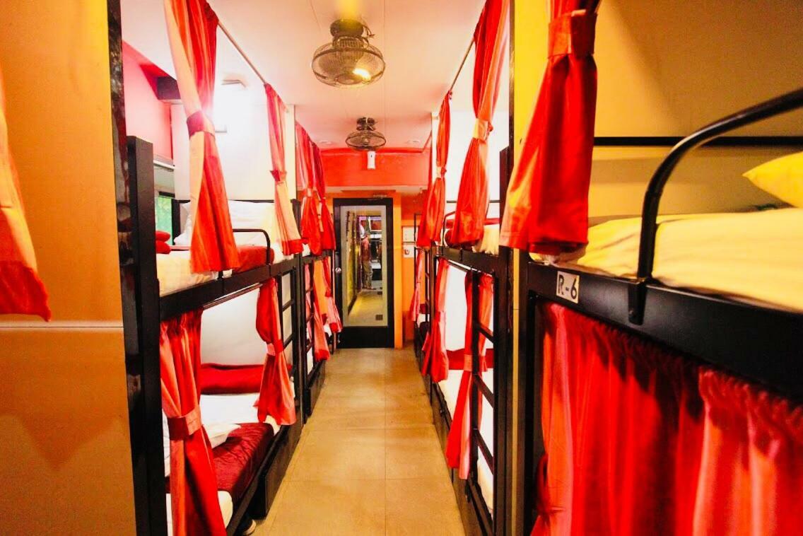 Hostel Town - Ac Mumbai