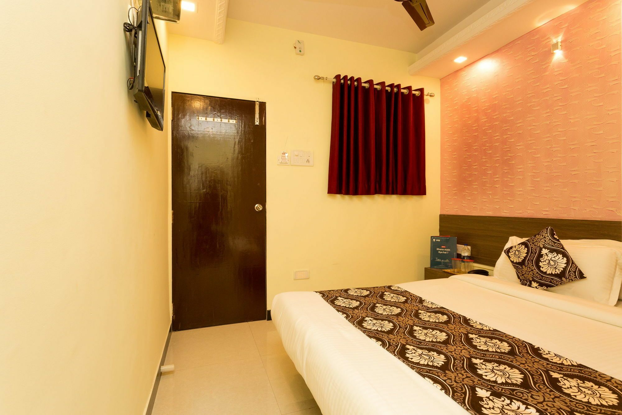 Oyo 7062 Amana Hotel Mumbai