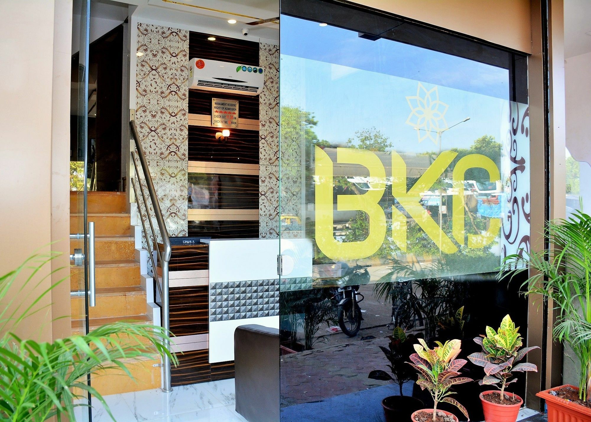 Hotel Bkc Palace Mumbai