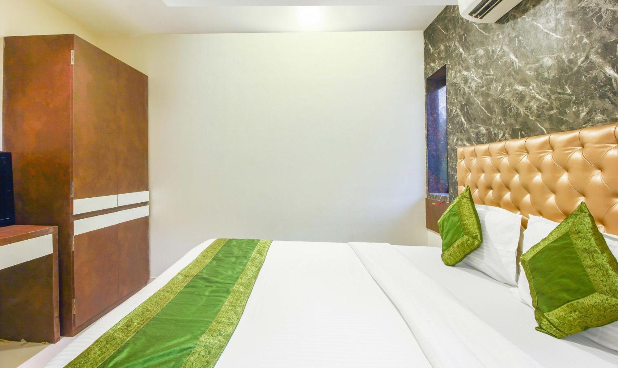 Treebo Blue Moon Powai Hotel Mumbai