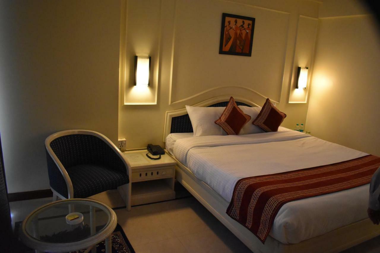 Rangsharda 3* Mumbai