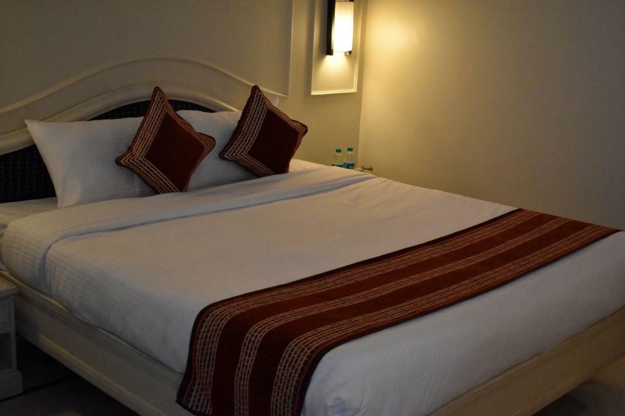 Rangsharda 3* Mumbai