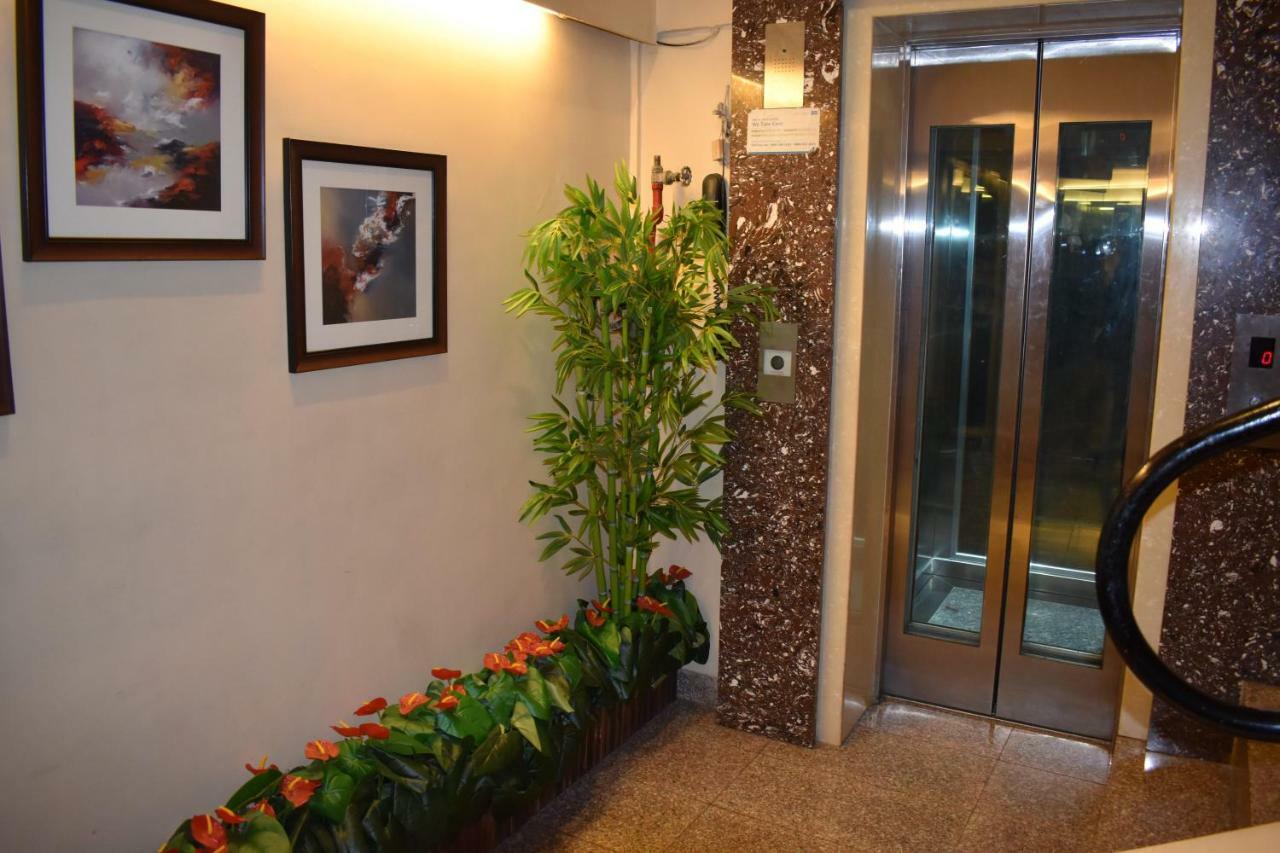 Hotel Hr Residency