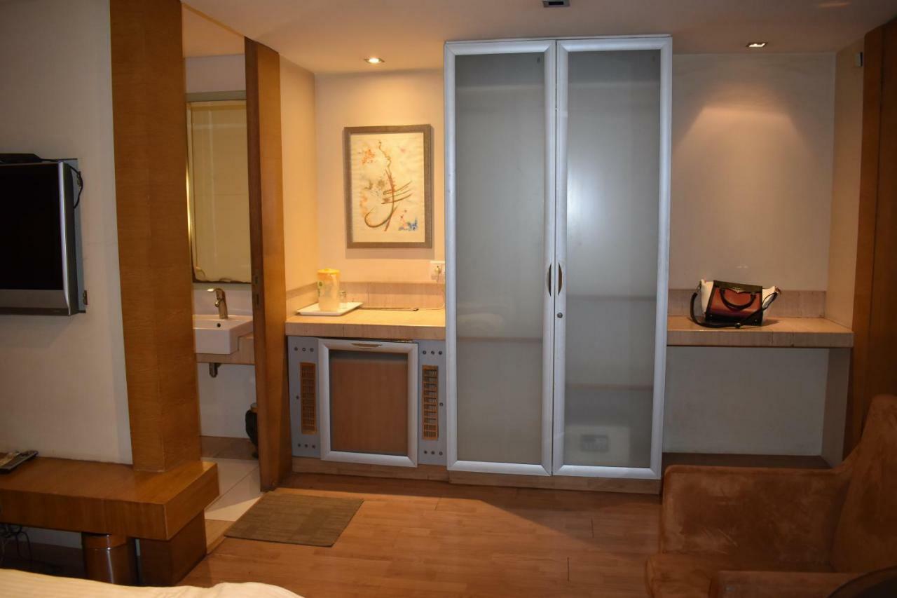 Hr Residency Hotel Mumbai