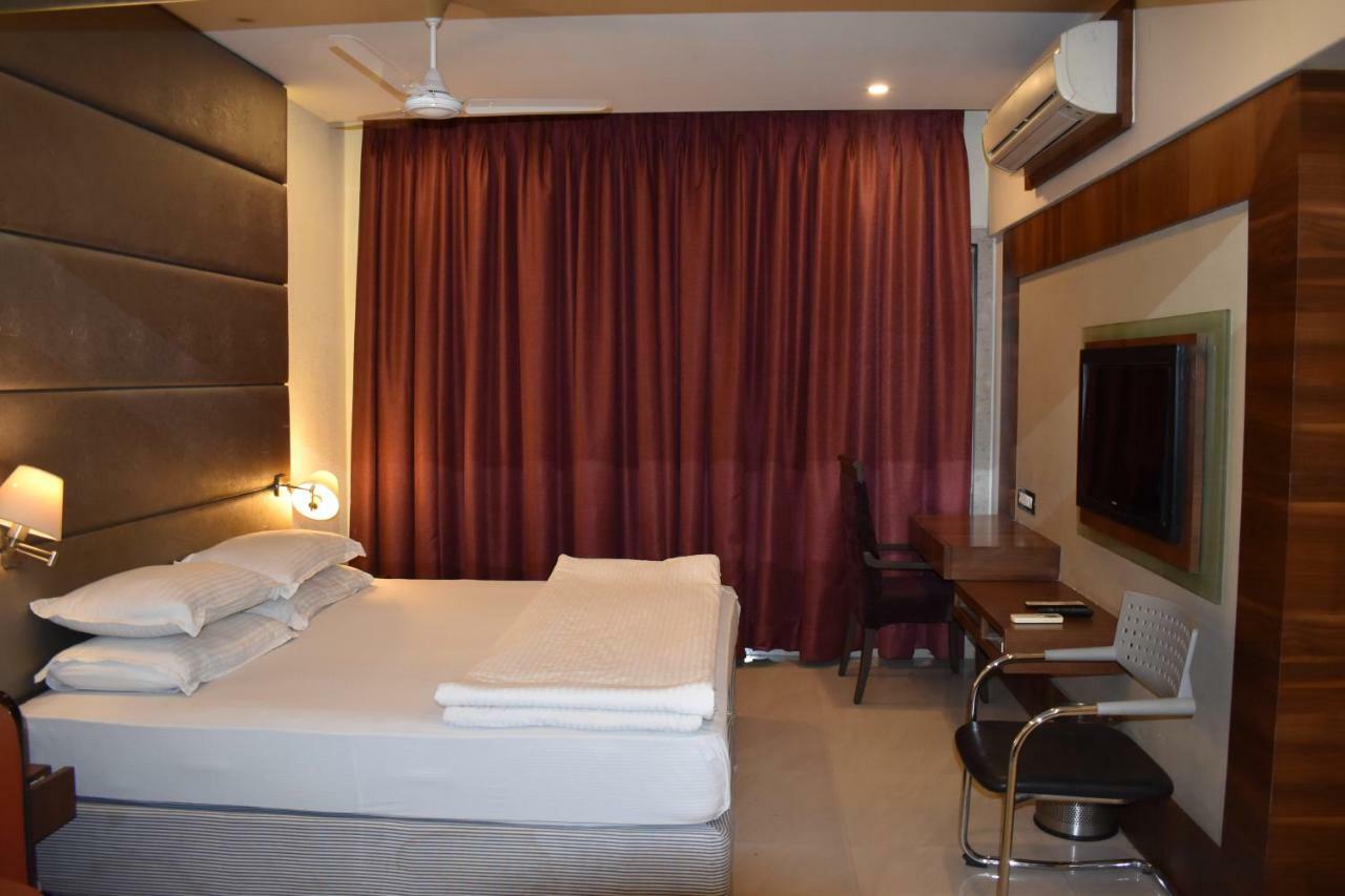 Hr Residency Hotel