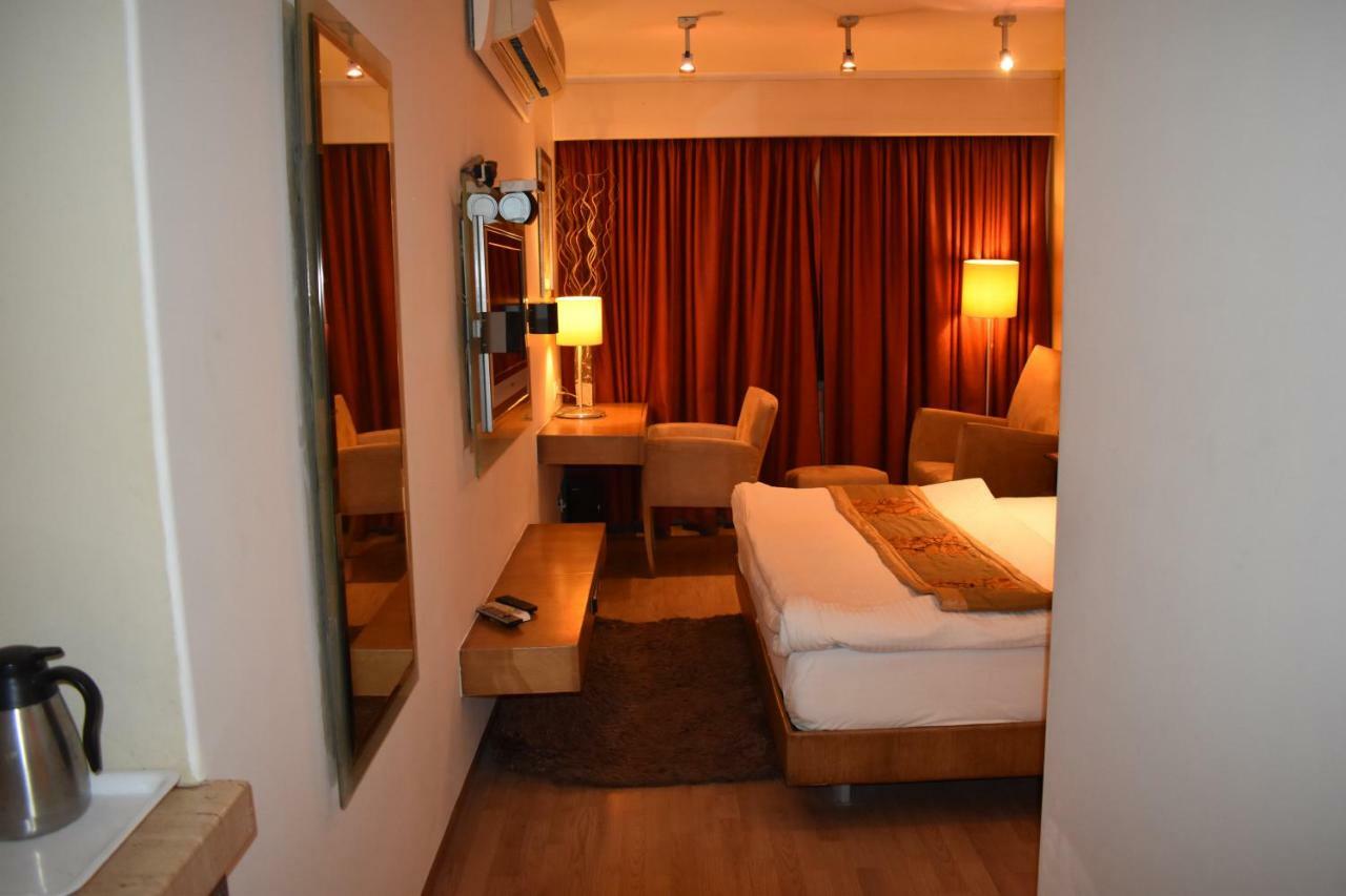 Hr Residency 4* Mumbai