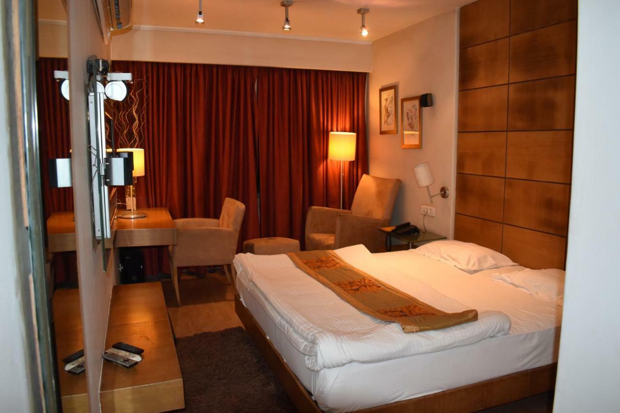 Hotel Hr Residency Mumbai